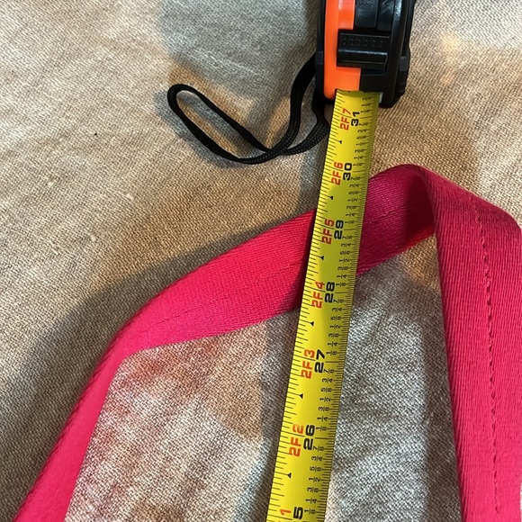 Coach shoulder/crossbody tan signature print bag with pink detail - Picture 8 of 8